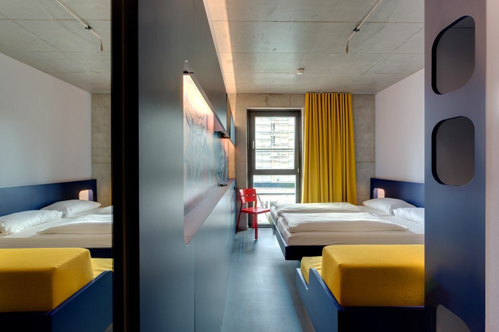 Meininger Hotel Berlin East Side Gallery Exterior photo